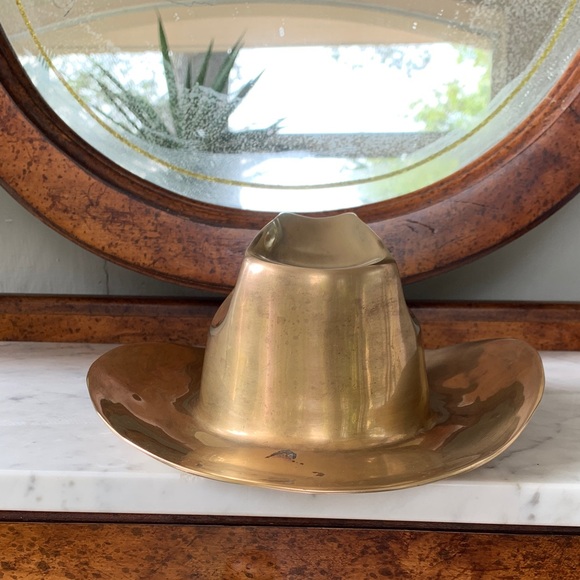 Large Vintage Brass Cowboy Hat Sculpture - Picture 3 of 7